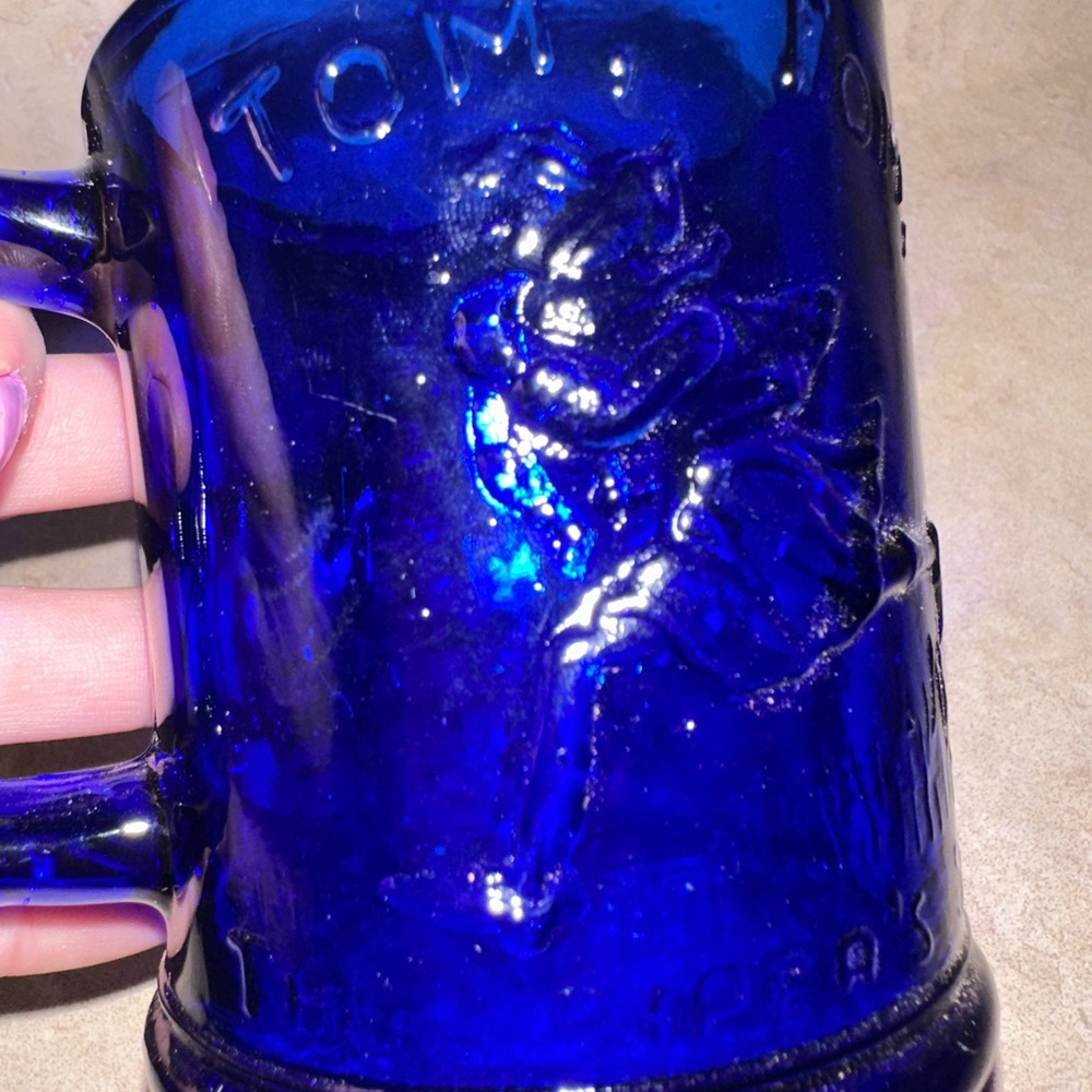 Humpty Dumpty & Tom Cobalt Blue Glass Mug Nursery Rhymes Vintage - Picture 4 of 5